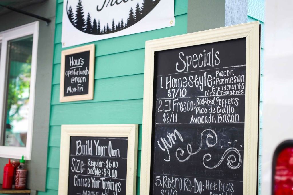 Portland Oregon food carts Foodtruck Where to eat Pulled Pork