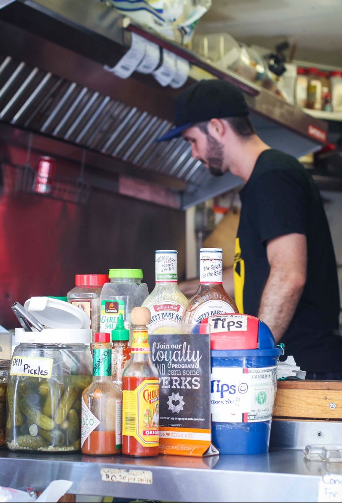 Portland Oregon food carts Foodtruck Where to eat Pulled Pork