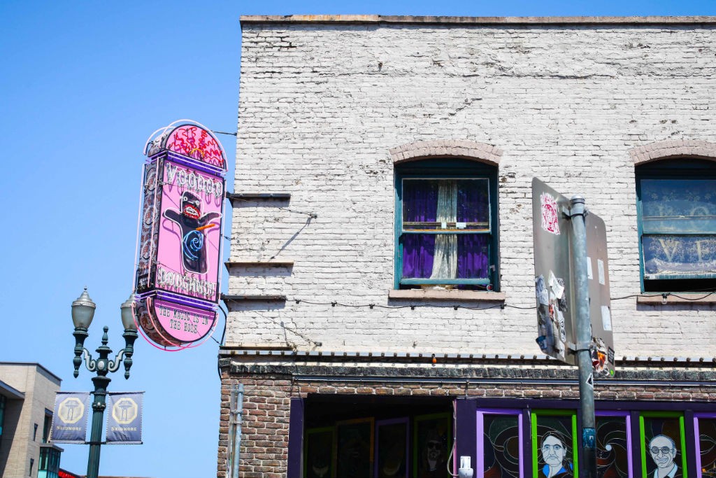 Portland Oregon kulinarisch Cafe Restaurant Voodoo Doughnuts