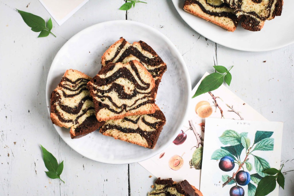 Zuckerzimtundliebe Rezept Marmorkuchen Pflaumenmus einfacher rührteig kuchen der lange saftig bleibt plum jam marble loaf cake