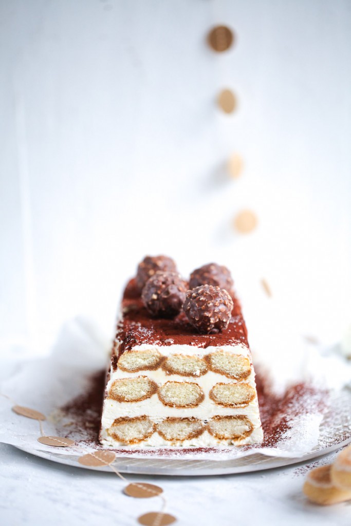 Tiramisu Semifreddo Eis Rezept Zuckerzimundliebe Ferrero Rocher Löffelbiskuits Mascarpone Kahlua Likör Kakao Weihnachtsdessert Idee