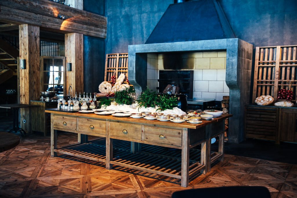 meetmerano san luis lodges hotel hafling meran suedtirol south tyrol lodging baumhaus hotel huette prettyhotels zuckerzimtundliebe food and travel merander land