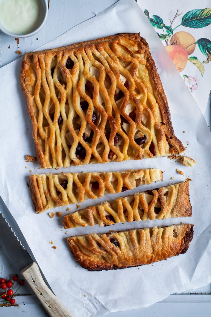 Apple Pie Rezept mit Cranberries und Teiggitter Herbstkuchen Pie Pierezept wie macht man pie Mürbeteig Apple pie with cranberries recipe foodstyling food photography zuckerzimtundliebe foodblog