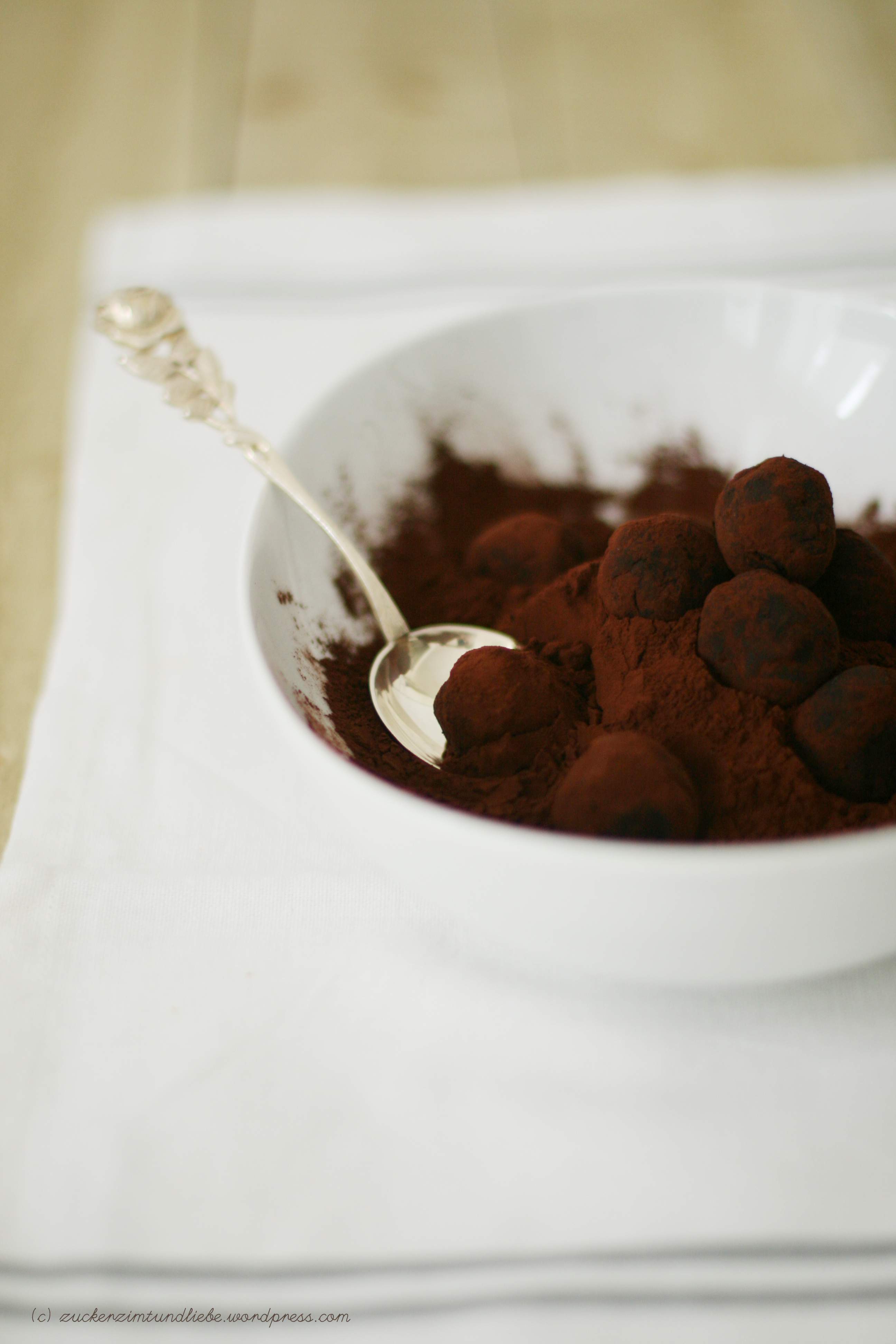 Leckere Oreo Trüffel – oh Du süßes, rollbares Schokoglück