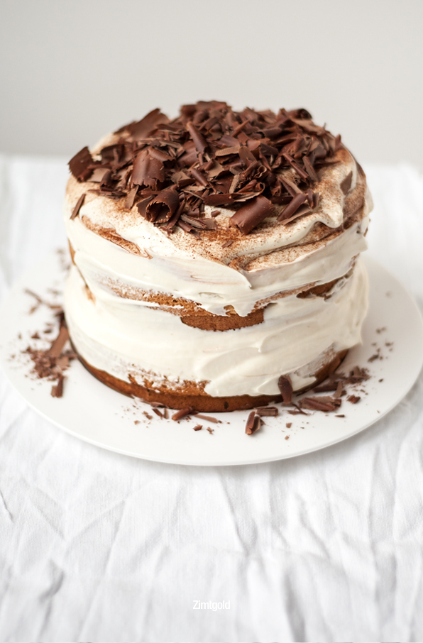 Tiramisu in Tortenform – großartiges Kuchenträumchen. Ein Gastbeitrag von Zimtgold