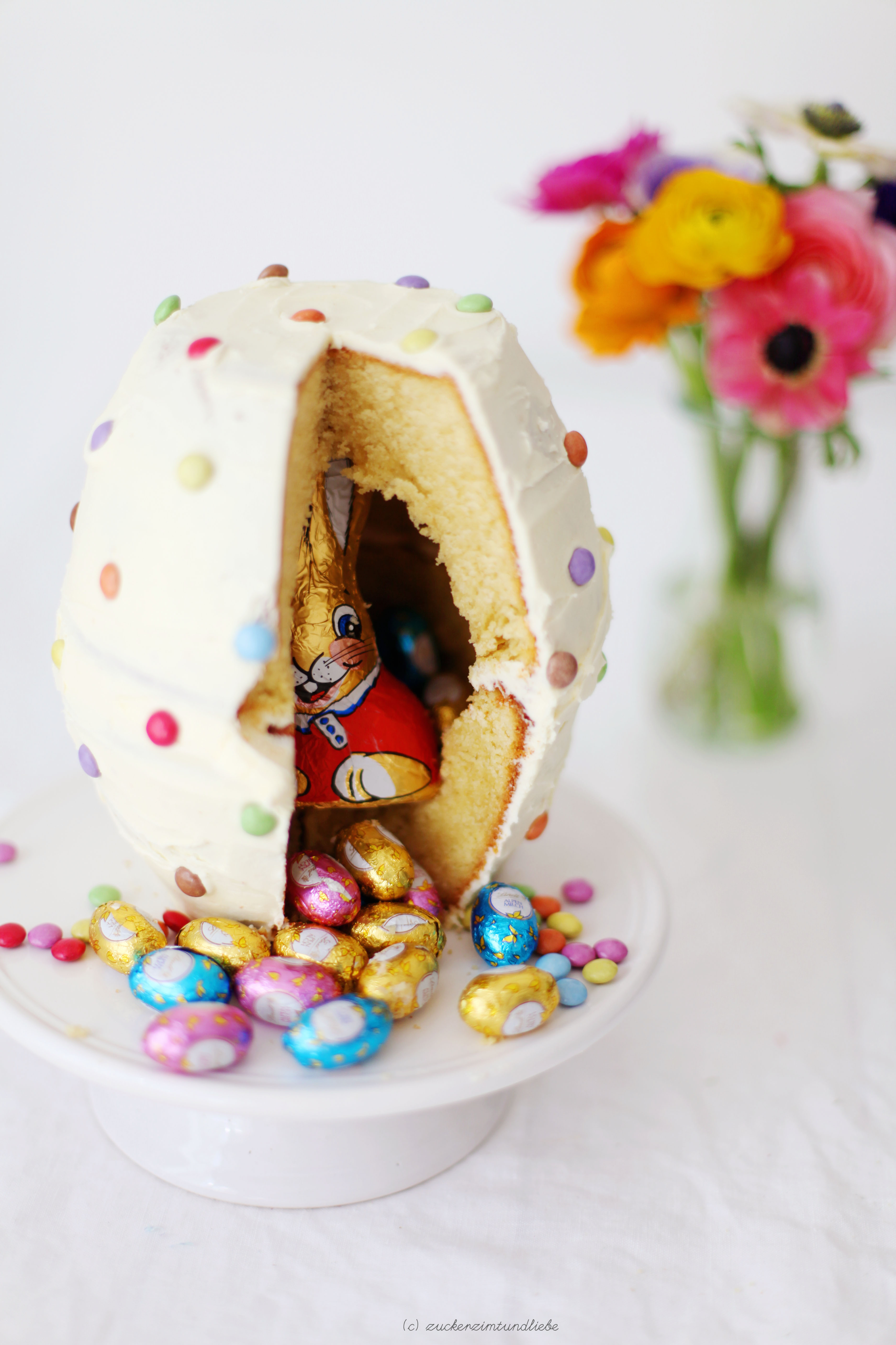 Ostern 2013 werde ich den Spiess mal umdrehen und den Hasen verstecken … in einem Kuchen