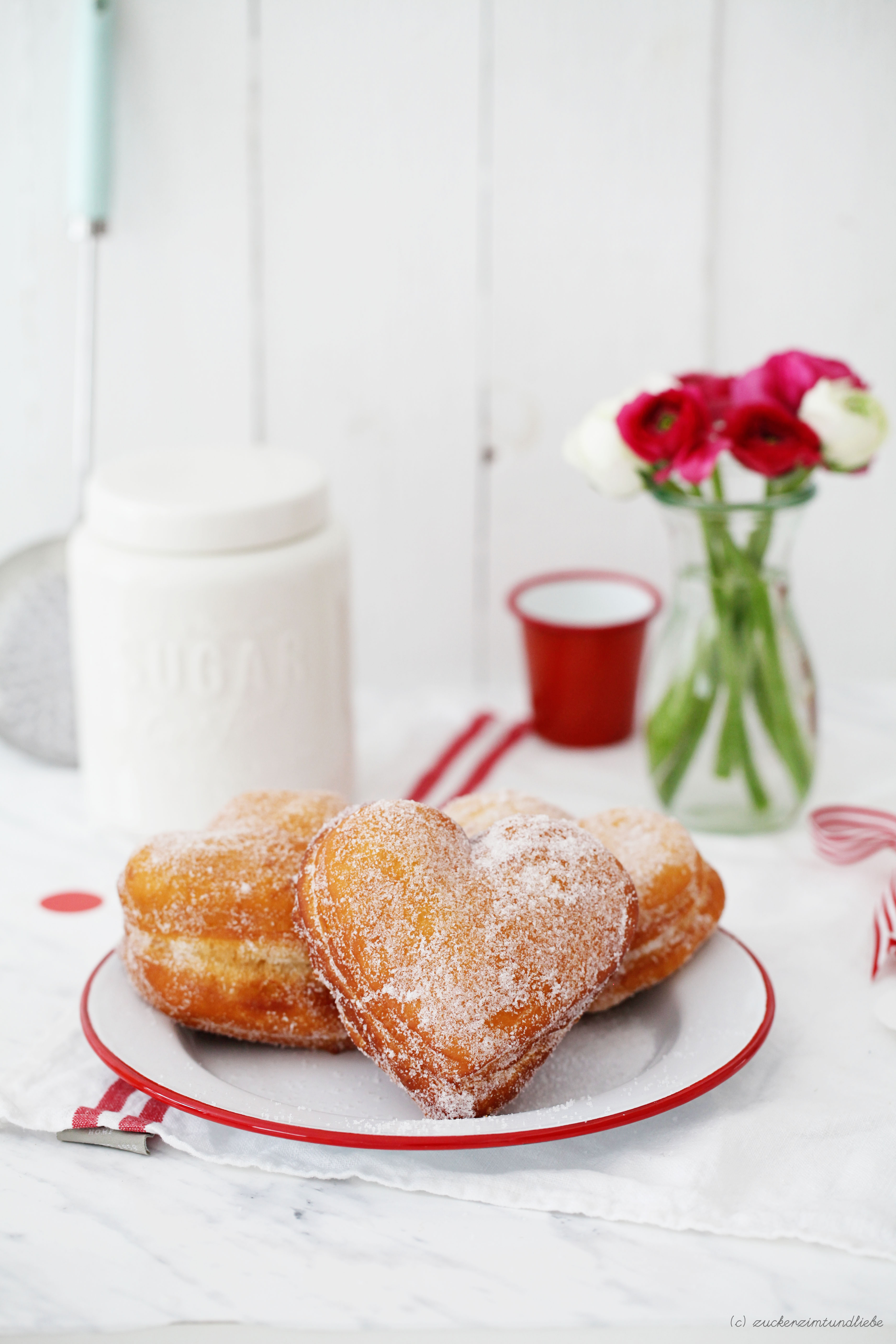 Herzkrapfen, Herzberliner, Herzkreppel, herzige Fasnachtsküchle: ein Rezept nicht nur zu Valentinstag