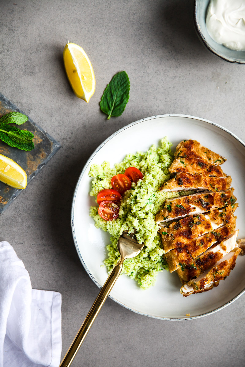 Minze-Spinat Couscous mit knusprigem Zitronen Hühnchen – ein kleines Mittagessen Rezept