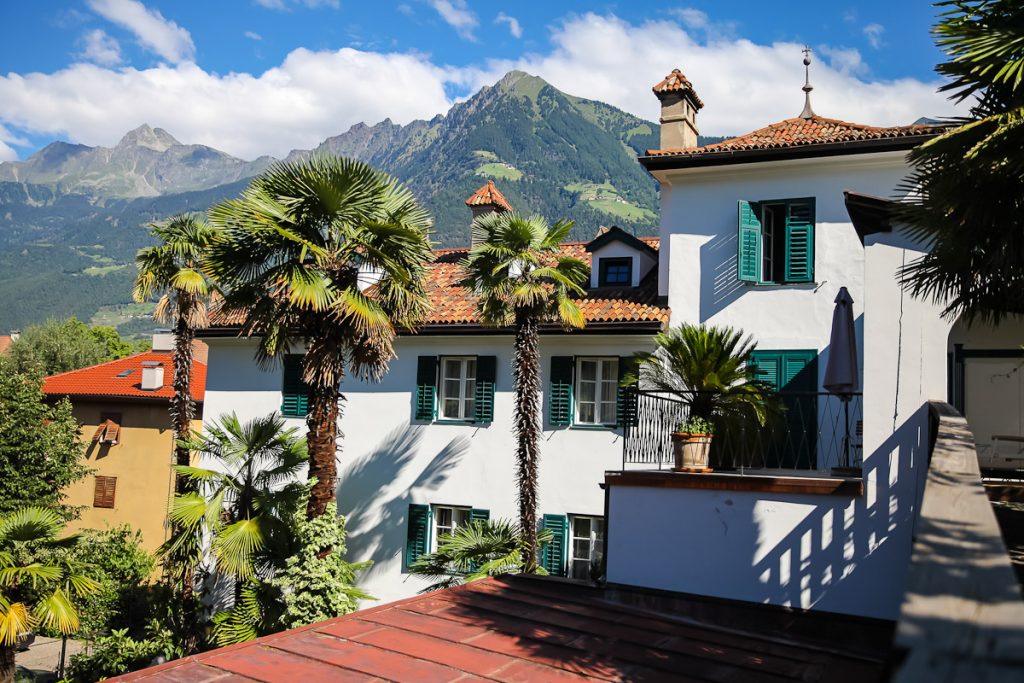 meetmerano ottmanngut hotel meran suedtirol white line hotel zuckerzimtundliebe pretty hotels