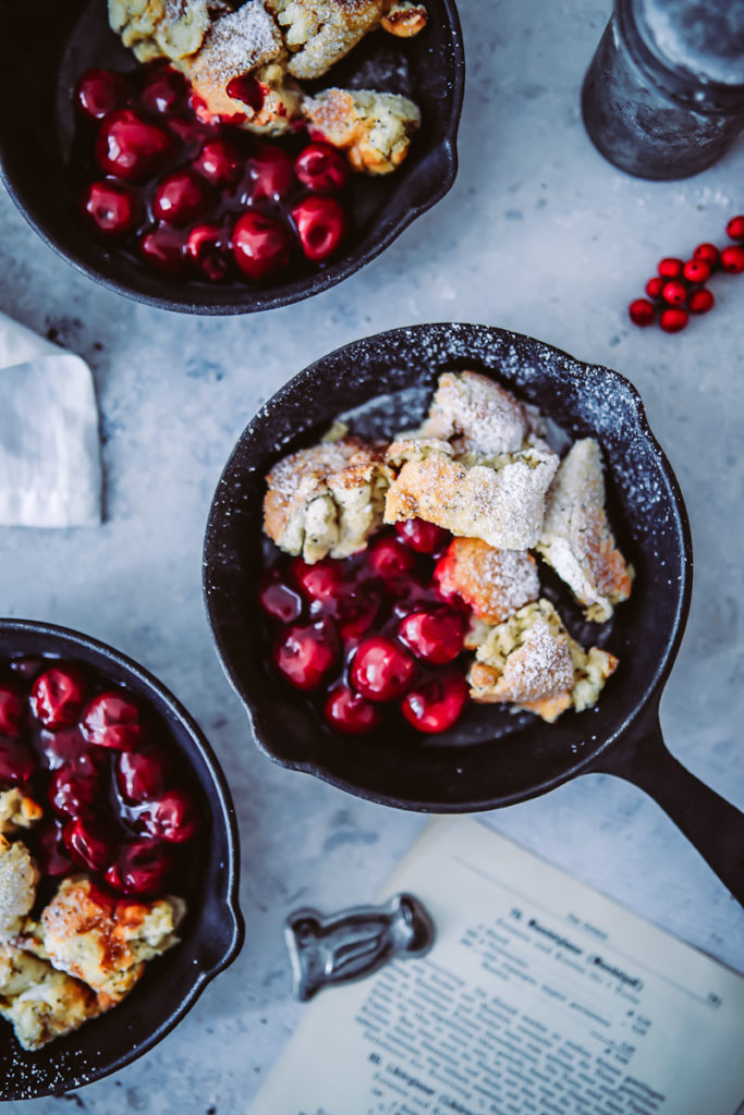 Mohn Kaiserschmarrn Rezept Ofen pulled pancake heiße kirschen zuckerzimtundliebe foodstyling food photography foodstyling pfannkuchen bester kaiserschmarrn