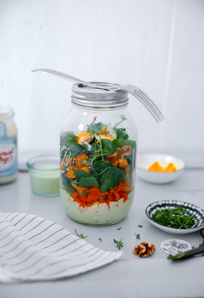 Avocado Spinat Salatdressing Salat im Glas Picknick Miracel Whip salad in a jar zuckerzimtundliebe foodblog suesskartoffel salat
