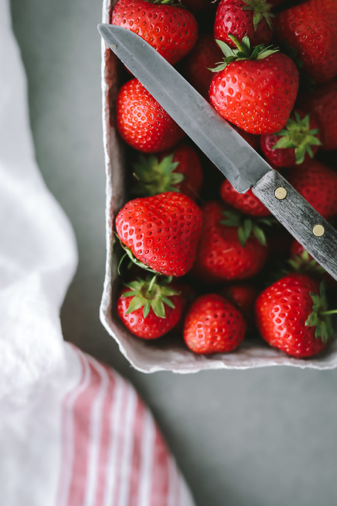 Erdbeermarmelade erdbeer prosecco konfitüre Zuckerzimtundliebe Foodblog Einmachschule Marmeladen Schule wie kocht man marmelade ein rezept marmelade canning strawberry prosecco jam diamant gelierzucker 1:1 aufs brot frühstück brunch sommer im glas einwecken weckglas