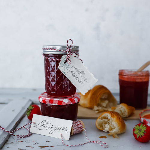 Erdbeermarmelade erdbeer prosecco konfitüre Zuckerzimtundliebe Foodblog Einmachschule Marmeladen Schule wie kocht man marmelade ein rezept marmelade canning strawberry prosecco jam diamant gelierzucker 1:1 aufs brot frühstück brunch sommer im glas einwecken weckglas
