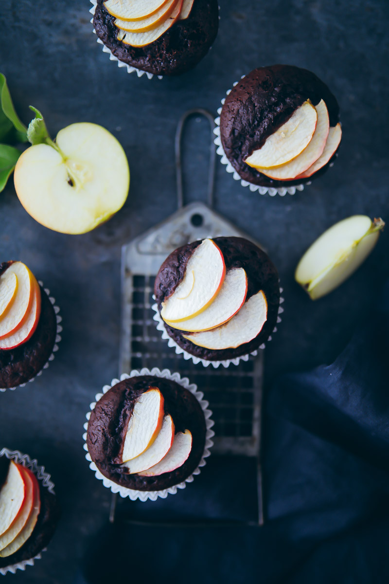 Rezept für leckere Apfel-Schokomuffins – apple chocolate muffins