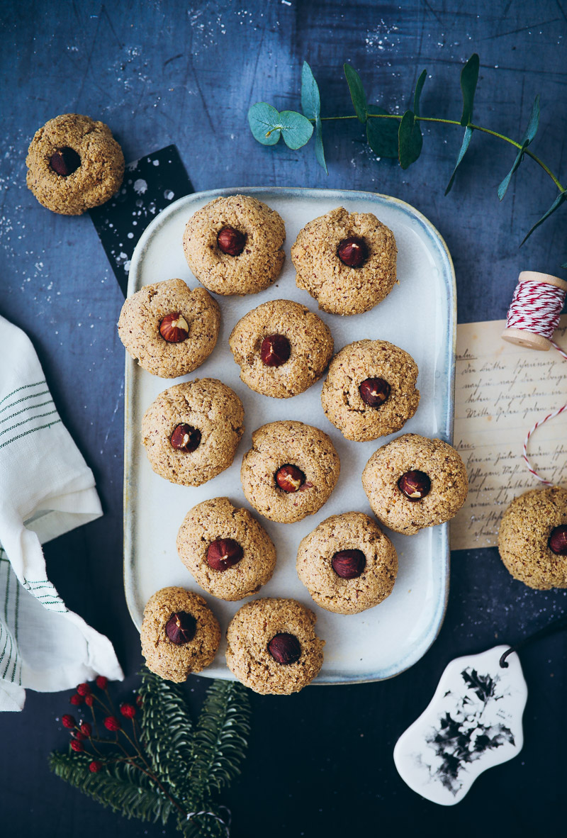 Weihnachtsplätzchen Rezept für Zimt-Haselnuss-Makronen