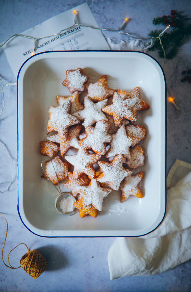 Weihnachts zimt krapfen kreppel berliner donuts beignets rezept krapfen schmalzkuchen zuckerzimtundliebe weihnachtsbäckerei weihnachtsgebäck cinnamon beignets foodstyling food photography the bakefeed the feedfeed