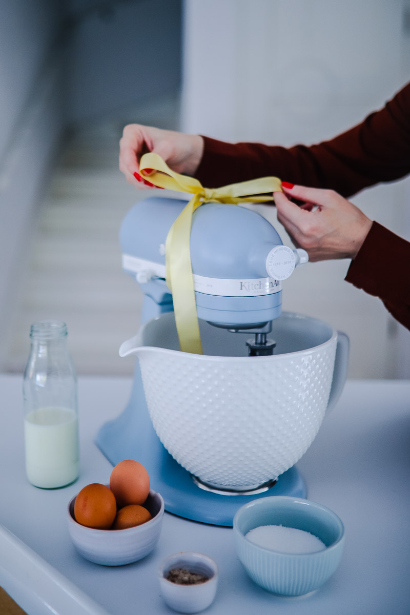 KitchenAid hellblau, kitchenaid jubiläum, kitchenaid standmixer, der beste standmixer, kitchenaid special edition kitchenaid porzellanschüssel zuckerzimtundliebe foodstyling foodblog backblog gewinnspiel