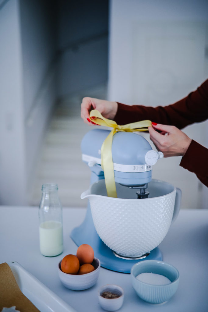 KitchenAid hellblau, kitchenaid jubiläum, kitchenaid standmixer, der beste standmixer, kitchenaid special edition kitchenaid porzellanschüssel zuckerzimtundliebe foodstyling foodblog backblog gewinnspiel