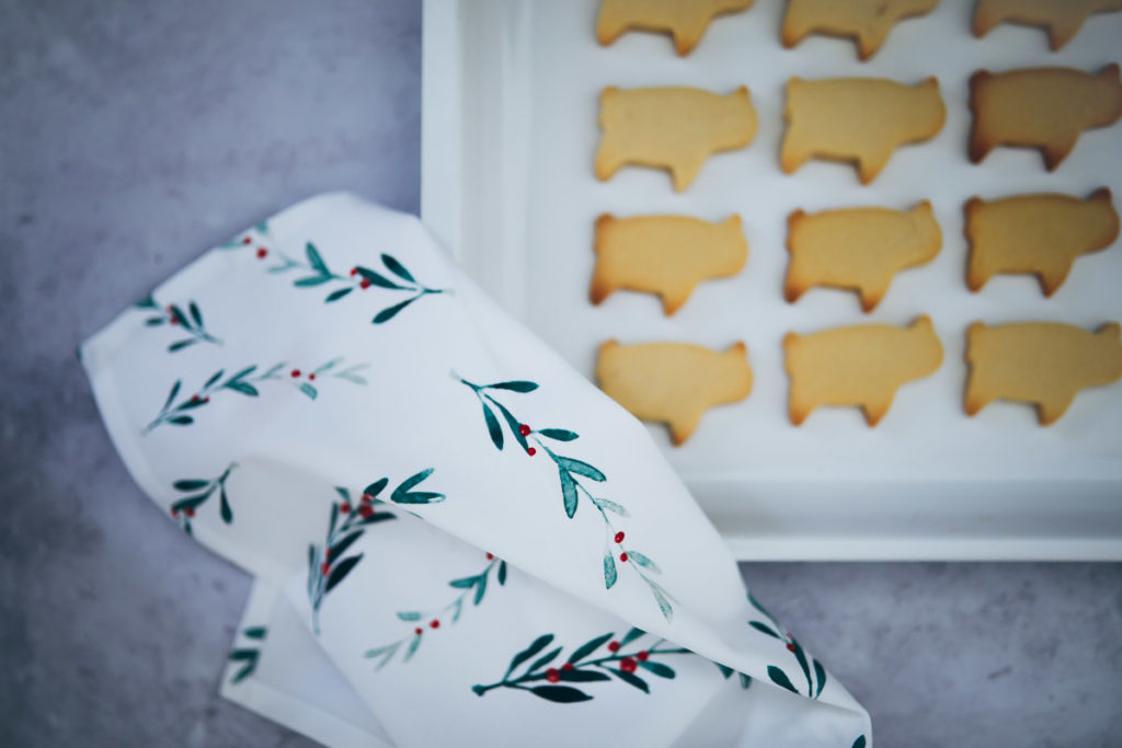Marmor Schneidebrett Kunststoff Tchibo kitchen gadget küchenzubehör weihnachtsgeschenke für geniesser und hobbyköche foodstyling ausstechplätzchen zuckerzimtundliebe backblog 