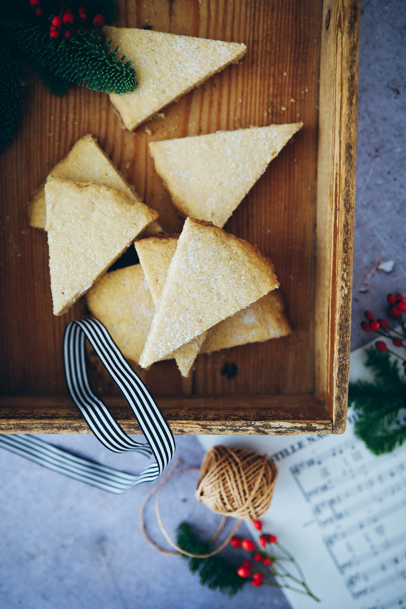Rezept für weihnachtliches Kardamom-Zimt-Shortbread {enthält Werbung}