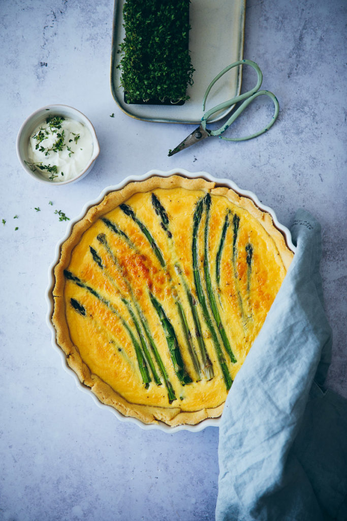 Spargel Tarte Quiche spargelrezepte grüner spargel asparagus tart recipe mittagessen rezept einfaches rezept foodstyling foodstylist foodblog zuckerzimtundliebe cookfeed food52