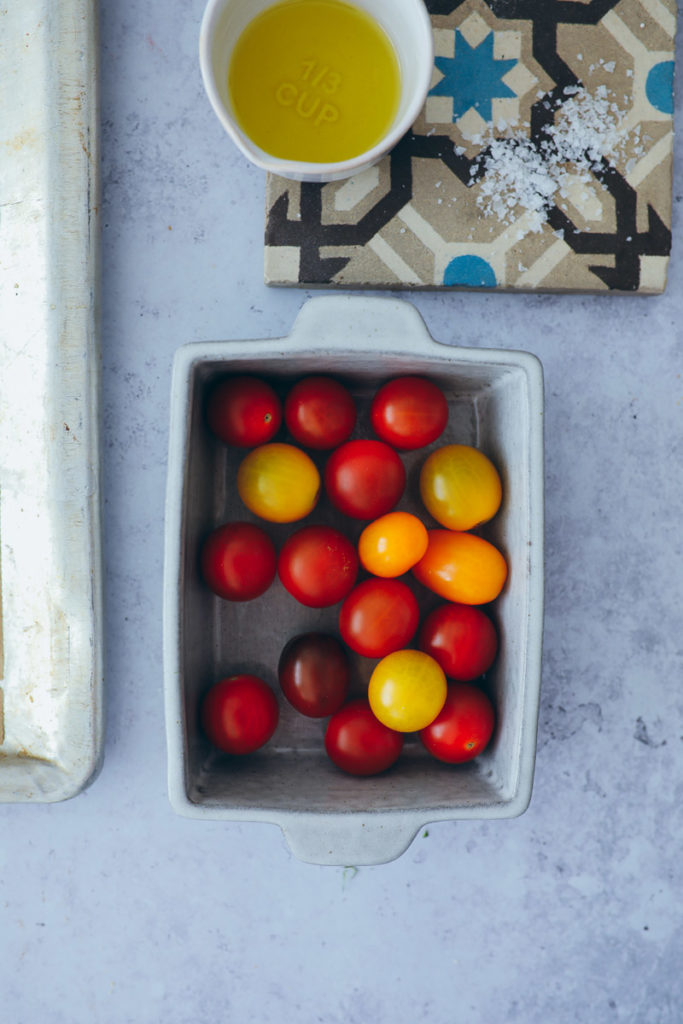 kirschtomaten cherry tomatoes loaded hummus foodstyling hk living zuckerzimtundliebe