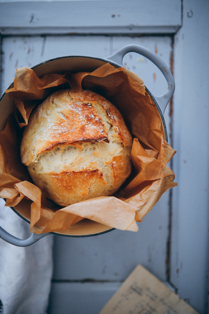 no knead bread rezept brot ohne kneten brot im topf einfaches brot weissbrot zuckerzimtundliebe bakefeed feedfeed foodstylist hefeteig food photography deutscher foodblog backblog