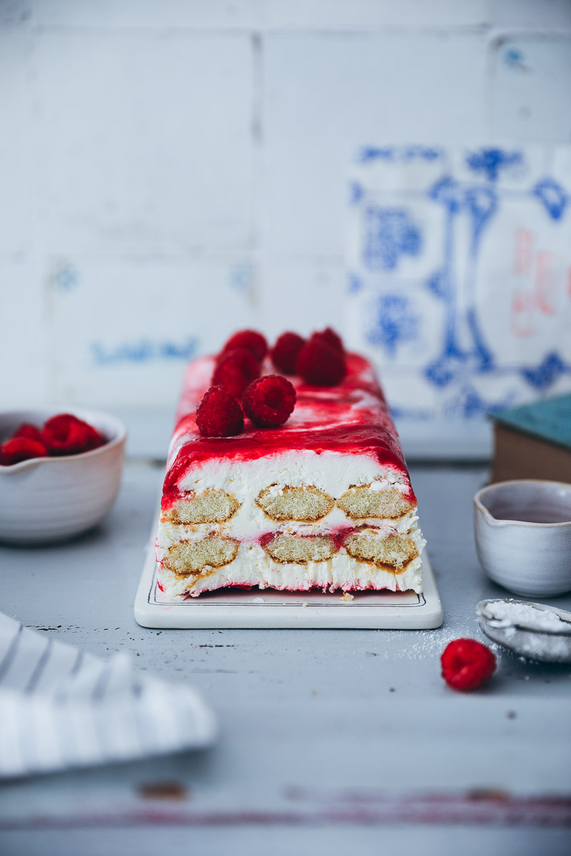 Rezept für sommerliches Himbeer Tiramisu Semifreddo