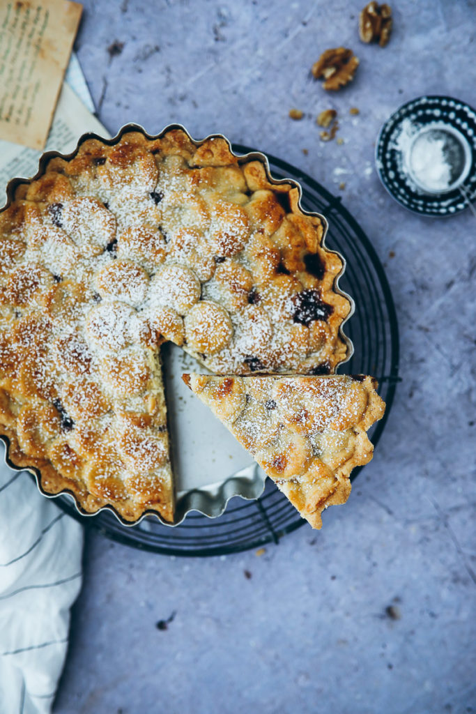 Engadiner bündner nusstorte rezept nusskuchen herbstrezept walnut pie walnuss backen backrezept zuckerzimtundliebe food styling swiss cake swiss recipes food photography