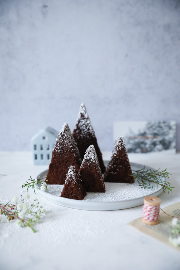 Bestes Gewürzkuchen Rezept spiced gingerbread christmas cake weihnachtskuchen adventskuchen weihnachtsbaeckerei foodstyling food photography bakefeed zuckerzimtundliebe food 52 backblog