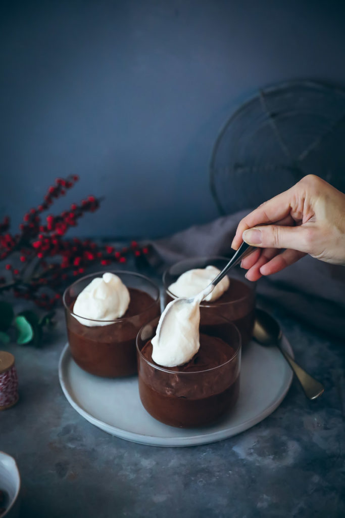 einfaches Mousse au chocolat rezept weihnachtsdessert zimt gebrannte mandel edeka schokolade foodstyling food stylist zuckerzimtundliebe foodblog einfacher nachtisch weihnachtsmenü