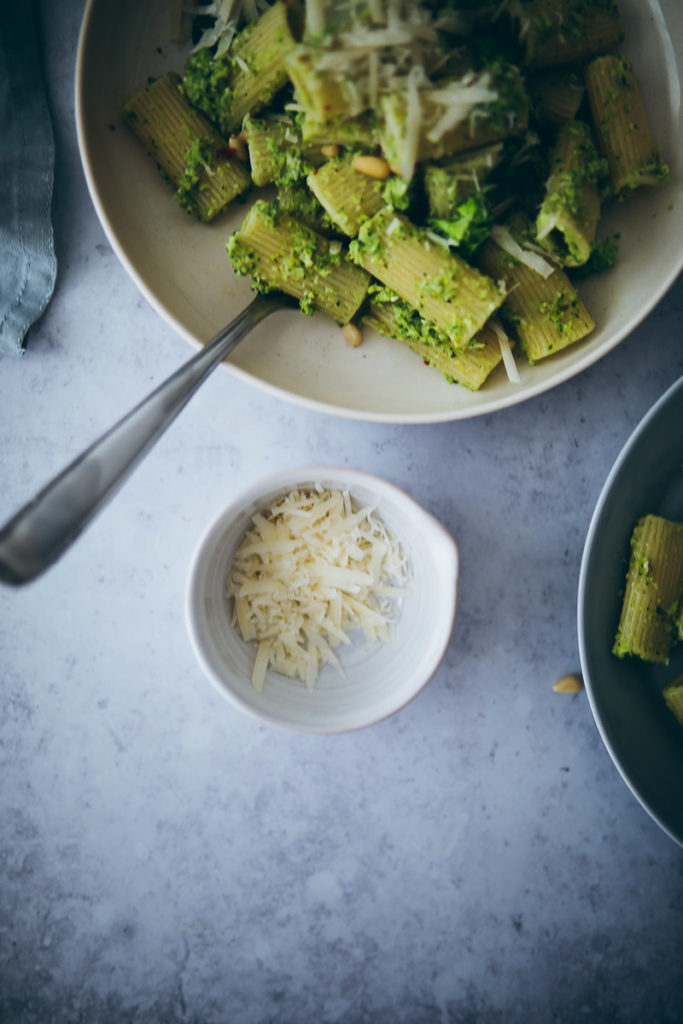 Brokkoli Pesto Pastarezept Pestorezepte brokkoli rezept gemüse rezept einfaches mittagessen simple meals cookfeed zuckerzimtundliebe foodstyling deutscher foodblog vegetarisches mittagessen foodstylist