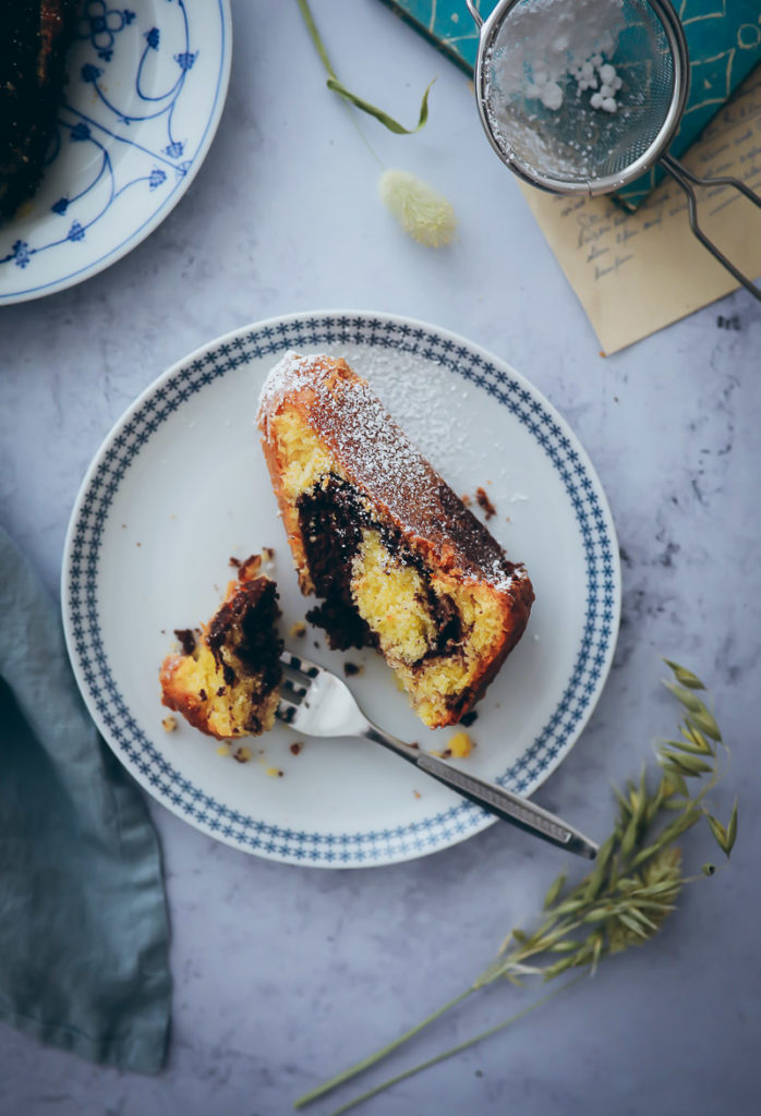 Orangen Marmorkuchen Gugelhupf Rezept orange marble bundt cake recipe einfacher kuchen bundkuchen napfkuchen rührteig foodstyling the bakefeed bundt of the month zuckerzimtundliebe foodblog deutscher backblog food photography food 52 styling