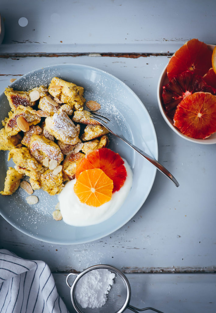 Orange Mohn Kaiserschmarrn rezept ofen schmarrn fluffig german pancake südtiroler rezepte poppy seed pancake pulled pancake frühstück brunchideen alpen rezepte essen in den bergen food styling food photography Backblog Foodblog zuckerzimtundliebe