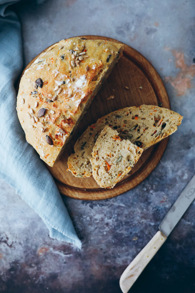 Möhren No knead bread rezept recipe carrot seed bread zuckerzimtundliebe einfaches brotrezept brot selber backen über nacht brot ohne kneten foodstyling bakefeed foodblogfeed foodblog backblog foodstylist
