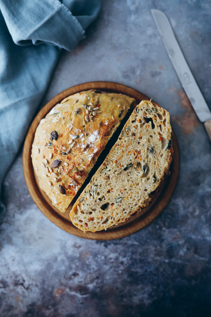 Möhren No knead bread rezept recipe carrot seed bread zuckerzimtundliebe einfaches brotrezept brot selber backen über nacht brot ohne kneten foodstyling bakefeed foodblogfeed foodblog backblog foodstylist