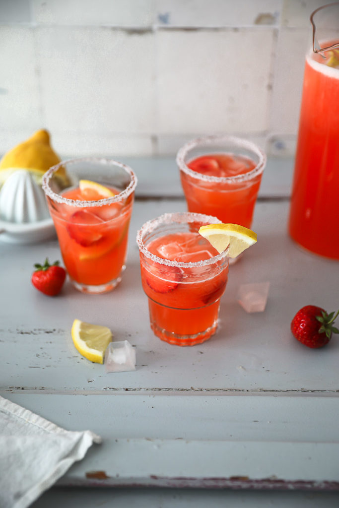 Erdbeer Limonade Rezept strawberry lemonade recipe limonade einfach selber machen sommerfest erdbeerrezepte sommer drinks foodstyling food stylist zuckerzimtundliebe f52 summeroven food 52
