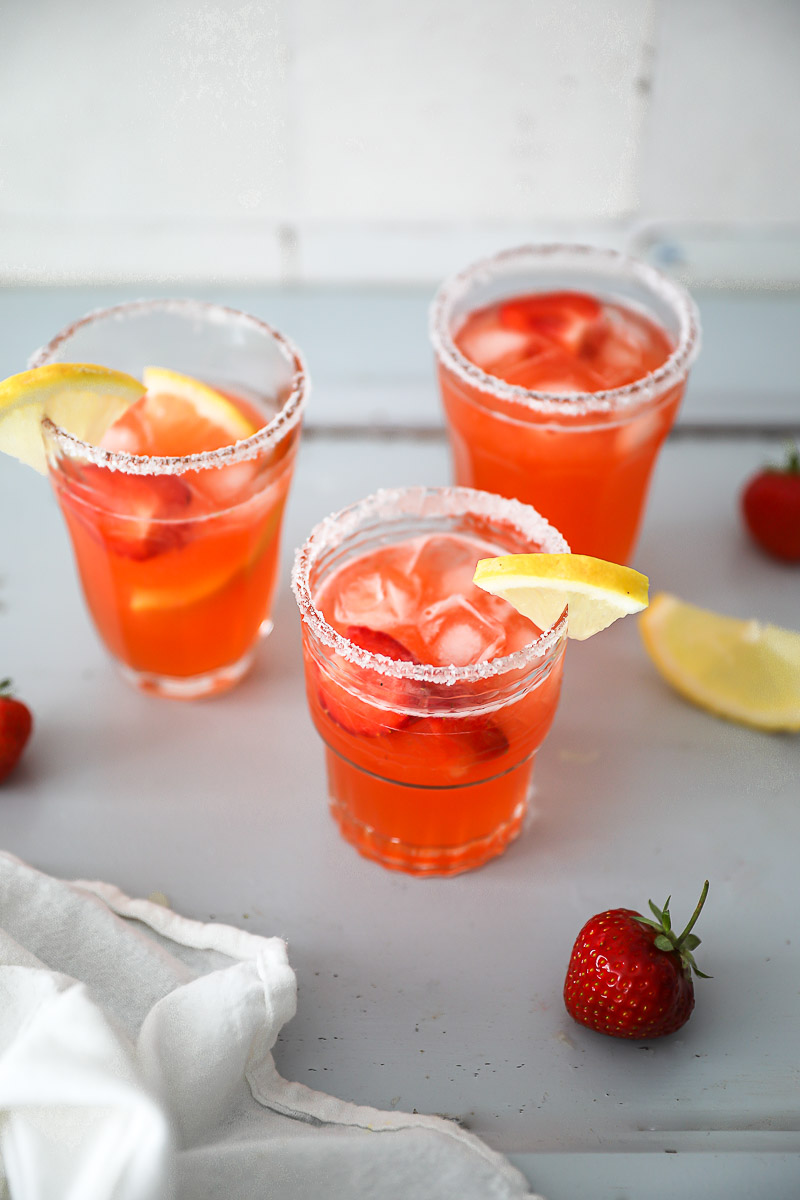 Rezept für einfache selbstgemachte Erdbeer-Limonade – strawberry lemonade recipe