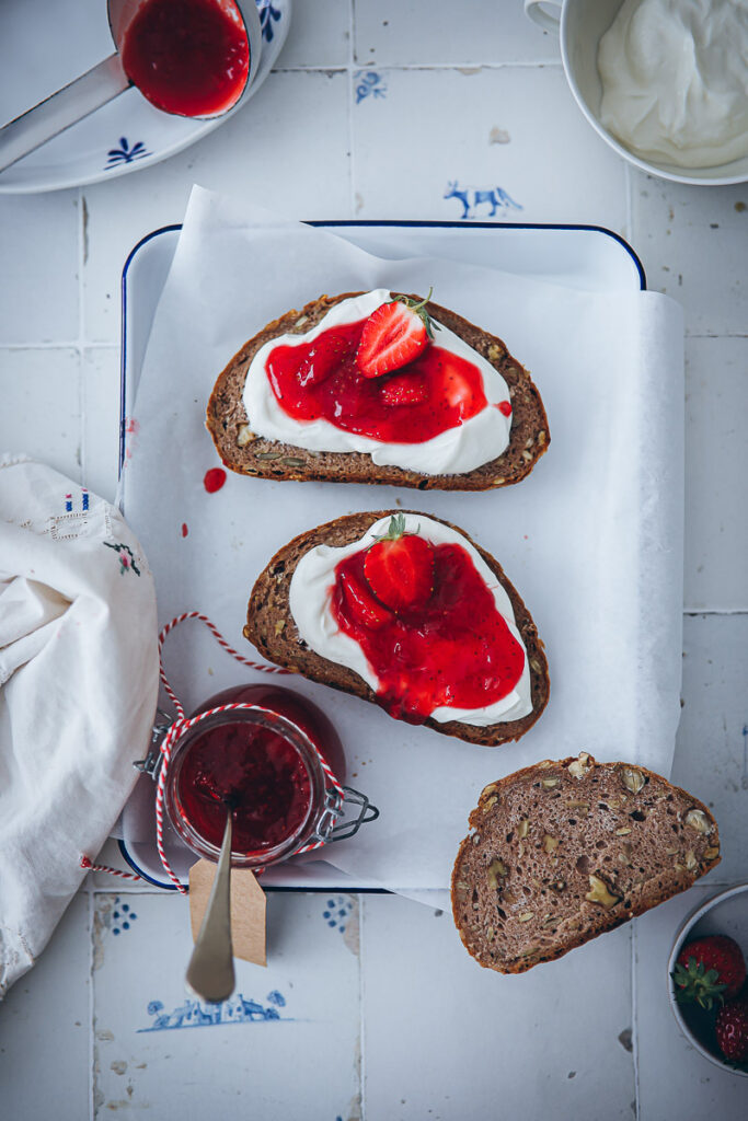 Erdbeer Limoncello Marmeladen Konfitüre rezept Marmelade kochen einfaches Rezept strawberry limoncello jam zuckerzimtundliebe foodblog foodstyling food photography the kitchn food 52