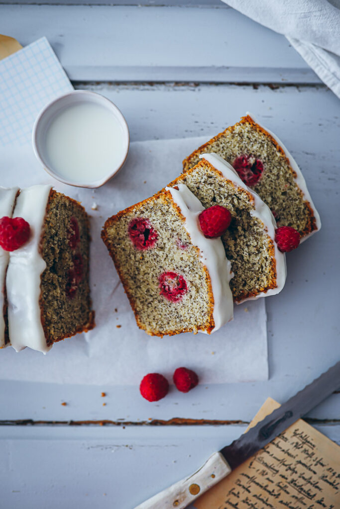 Himbeerkuchen Mohnkuchen Kastenkuchen einfacher Grundteig Rührkuchen Marzipankuchen raspberry poppy seed cake recipe food52 bakefeed baking from scratch foodstyling food photo zuckerzimtundliebe feedfeed backblog