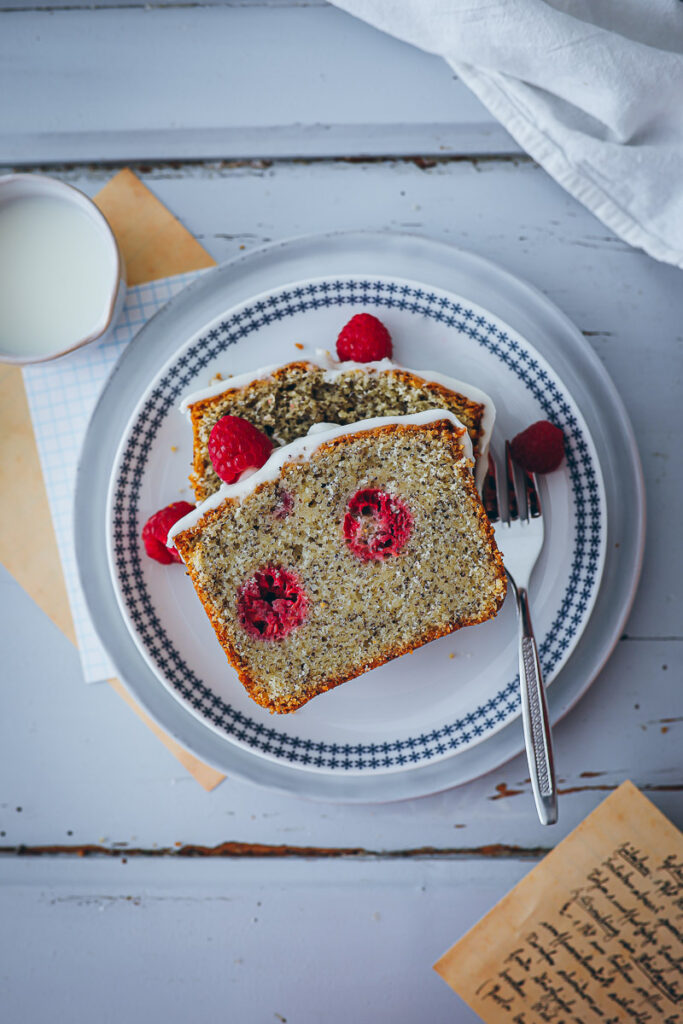 Himbeerkuchen Mohnkuchen Kastenkuchen einfacher Grundteig Rührkuchen Marzipankuchen raspberry poppy seed cake recipe food52 bakefeed baking from scratch foodstyling food photo zuckerzimtundliebe feedfeed backblog