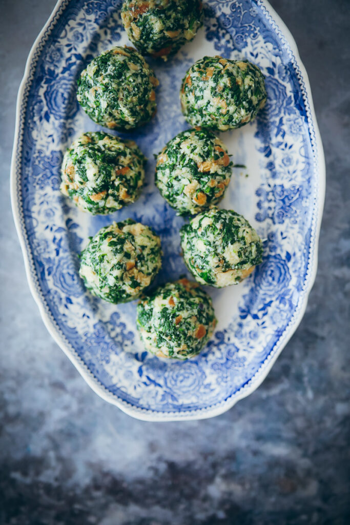 Spinatknödel Rezept Beste Reste essen altbackenes brot südtiroler rezepte was machen mit altem brot edeka resteessen zu gut für die tonne foodstyling food photo feedfeed nytcooking