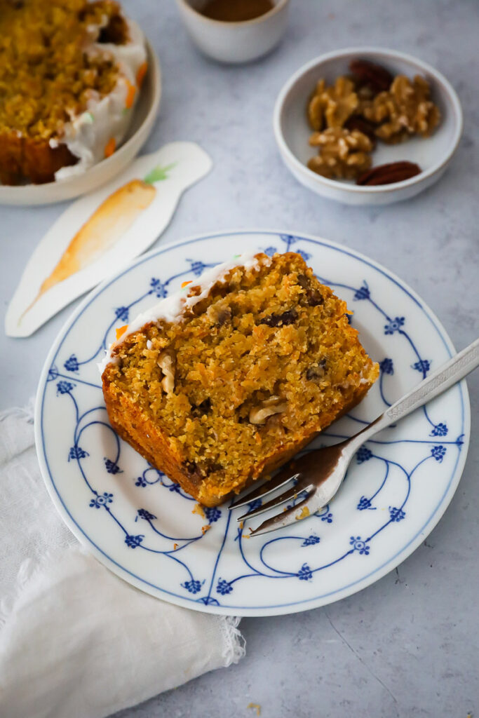Carrot Banana Bread Rezept Möhren Bananenbrot rezept seeberger walnüsse pekannüsse foodstyling zuckerzimtundliebe food 52 bakefeed baking from scratch