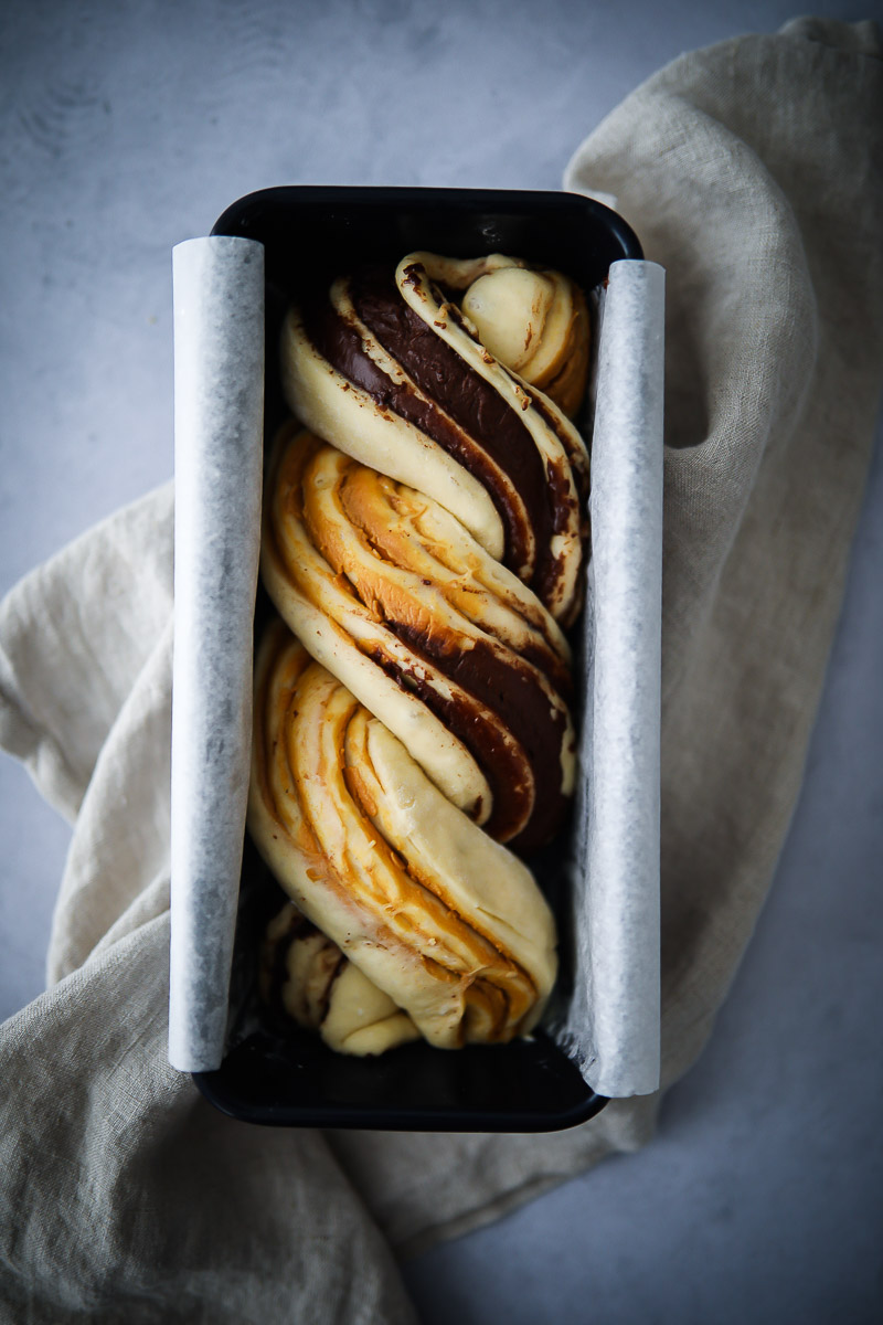 Schokoladen Erdnussbutter Babka Rezept – ein Traum in Hefeteig