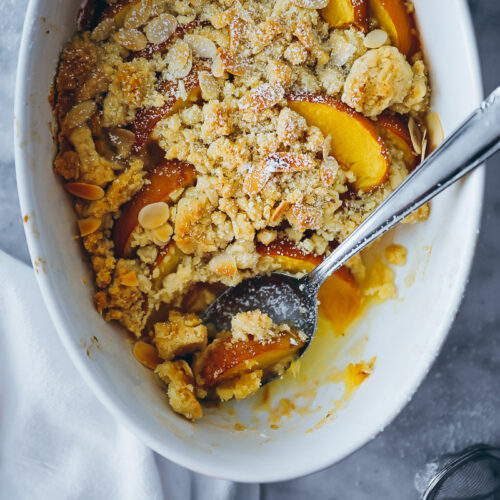 Pfirsich Crumble Rezept mit Mandeln