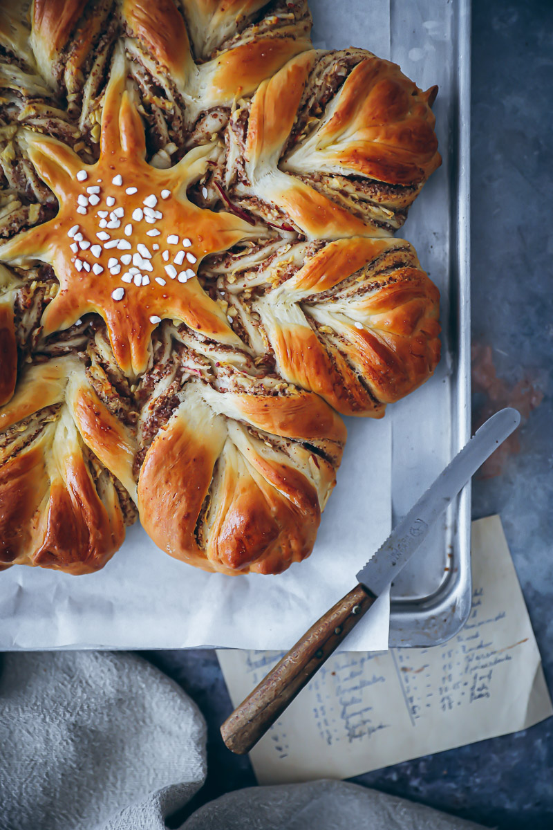 Nusszopf Hefestern Rezept mit Apfel, die Zimtblume mal anders