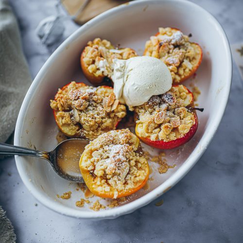 Apple Crumble Rezept bratapfel weihnachtsdessert advents gebäck apple crisp recipe zuckerzimtundliebe bakefeed feedfeed foodstyling food photography weihnachtsrezepte
