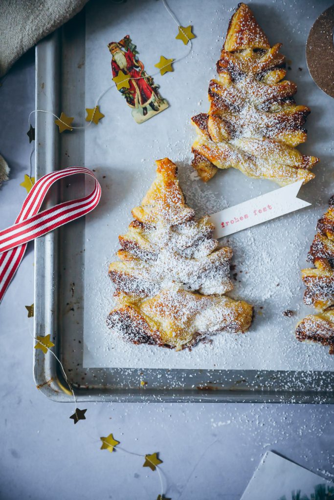 Blätterteig Tannenbaum Rezept mit Gebrannter Mandel - Füllung