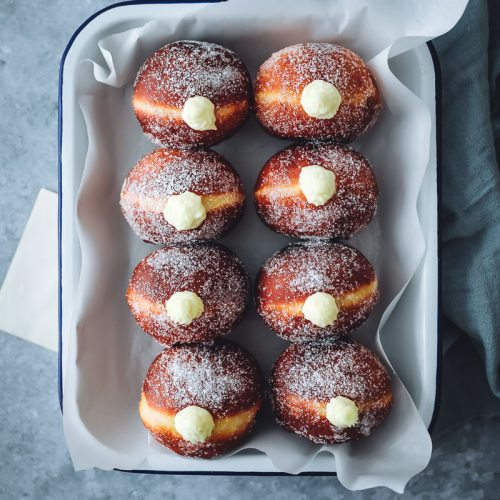 Berliner Rezept oder Faschingskrapfen mit Vanille-Cheesecake-Füllung cheesecake filled donuts recipe faschingskrapfen selber machen foodstyling foodtographyschool zuckerzimtundliebe backblog foodblog bakefeed feedfeed