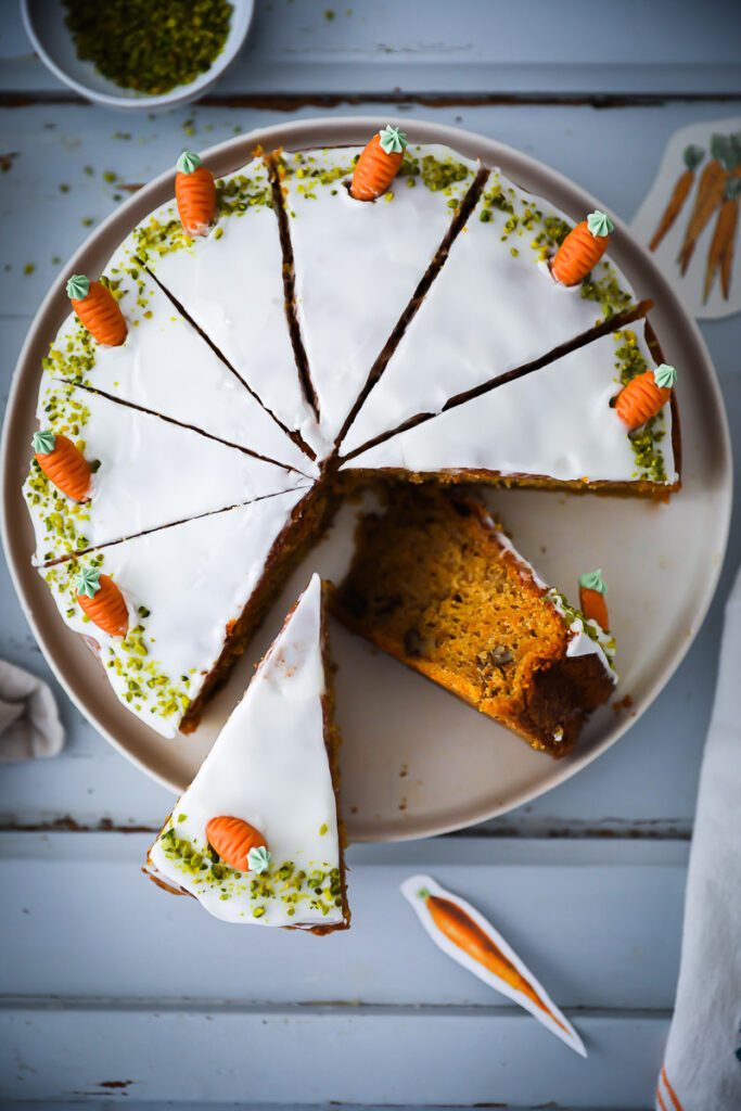 Carrot Cake Rezept Möhrenkuchen saftig zuckerzimtundliebe backblog rüblitorte rüblikuchen einfaches rezept easy recipe bakefeed foodstyling food photography